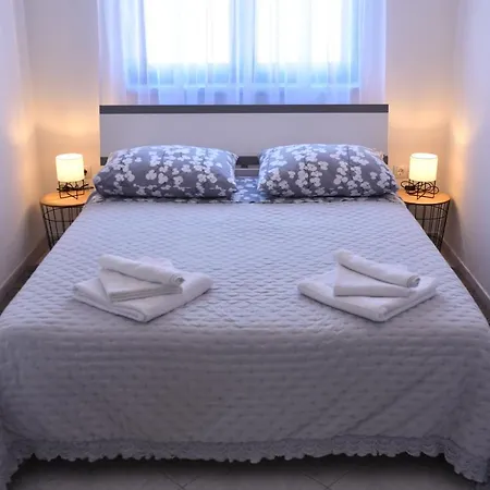 Mariva Apartment *