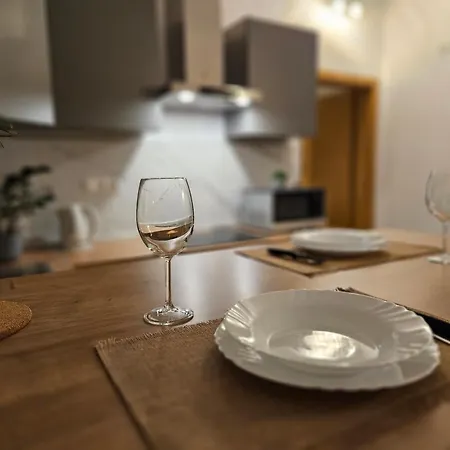 Mariva Apartment Dicmo