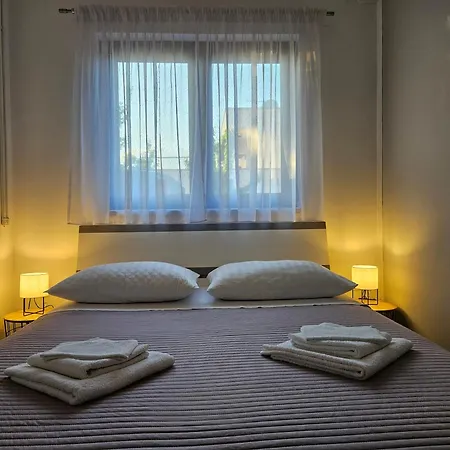 Mariva Apartment *